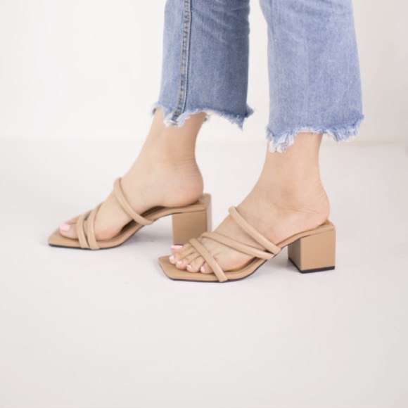 Alice Heels - Picture 5 of 5